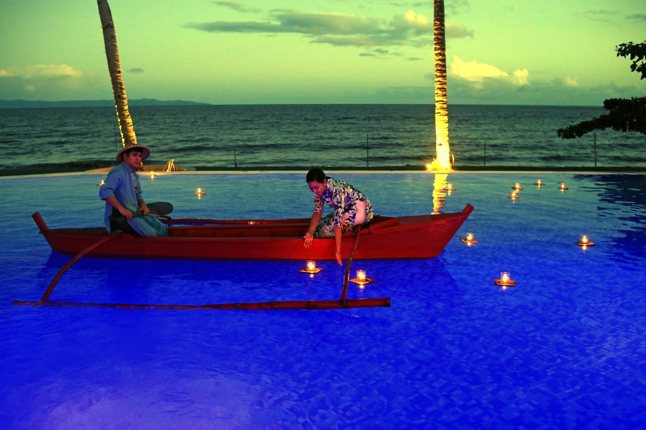 The Oriental Leyte Hotel Tacloban Buitenkant foto